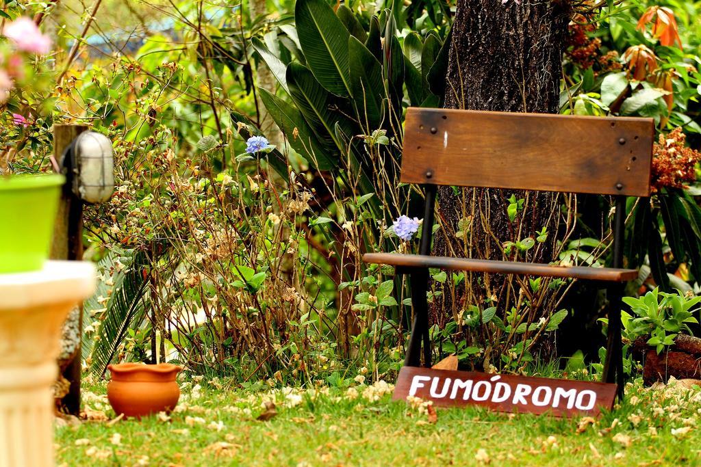 Chacara Ando Bed And Breakfast Águas de Santa Barbara Zewnętrze zdjęcie