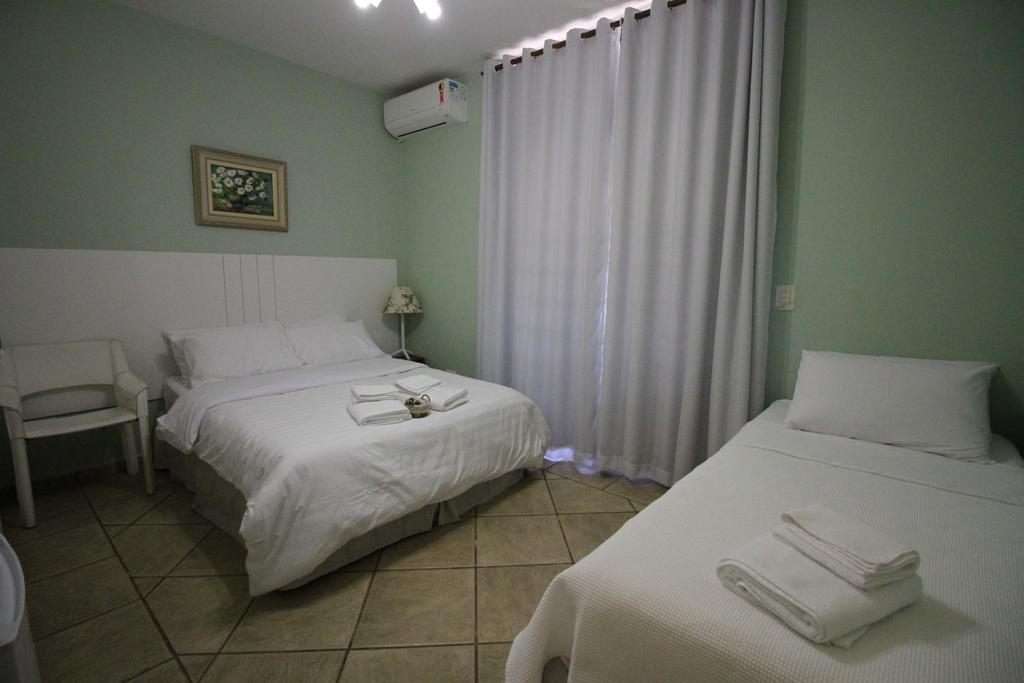 Chacara Ando Bed And Breakfast Águas de Santa Barbara Zewnętrze zdjęcie