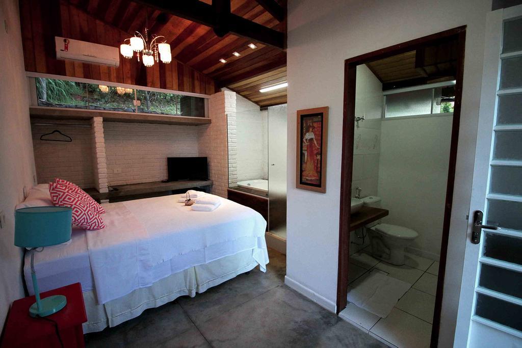 Chacara Ando Bed And Breakfast Águas de Santa Barbara Zewnętrze zdjęcie