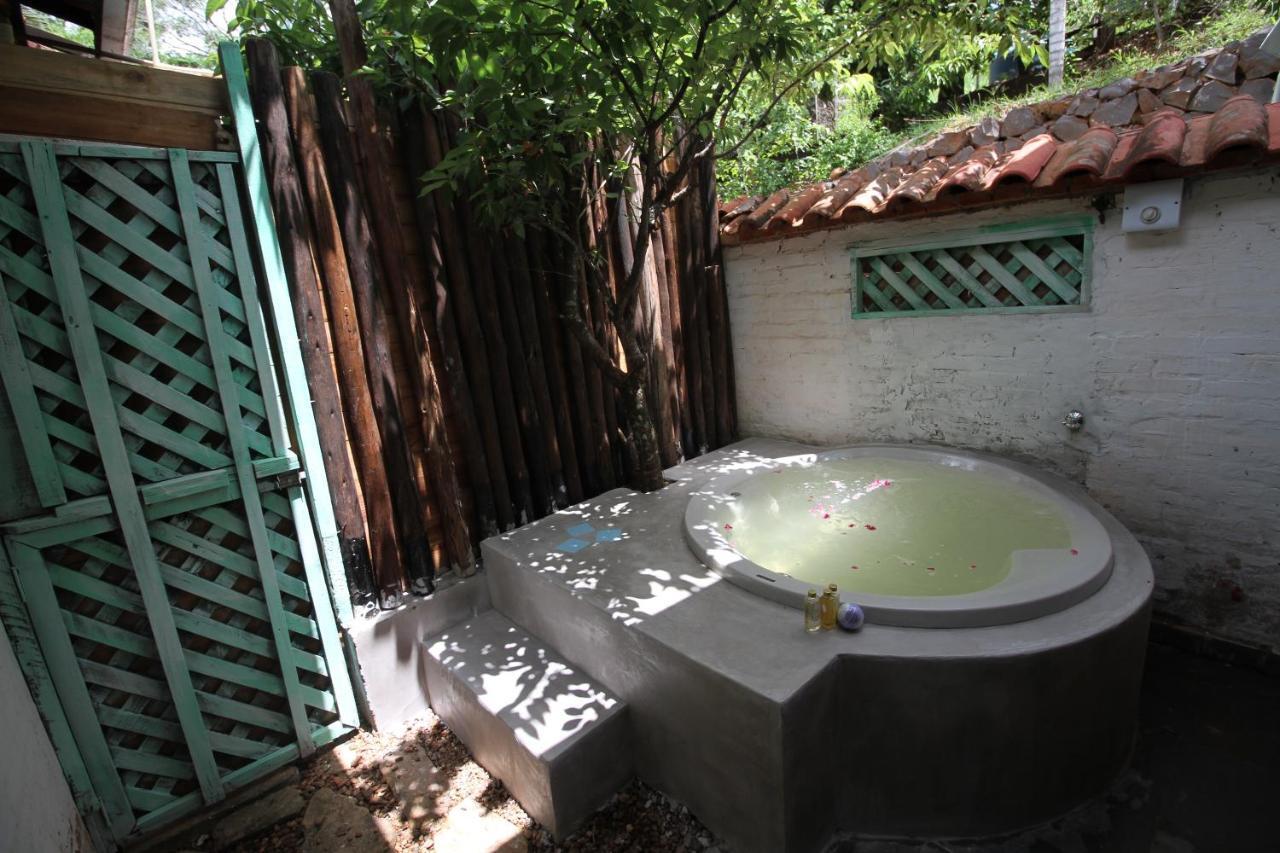 Chacara Ando Bed And Breakfast Águas de Santa Barbara Zewnętrze zdjęcie